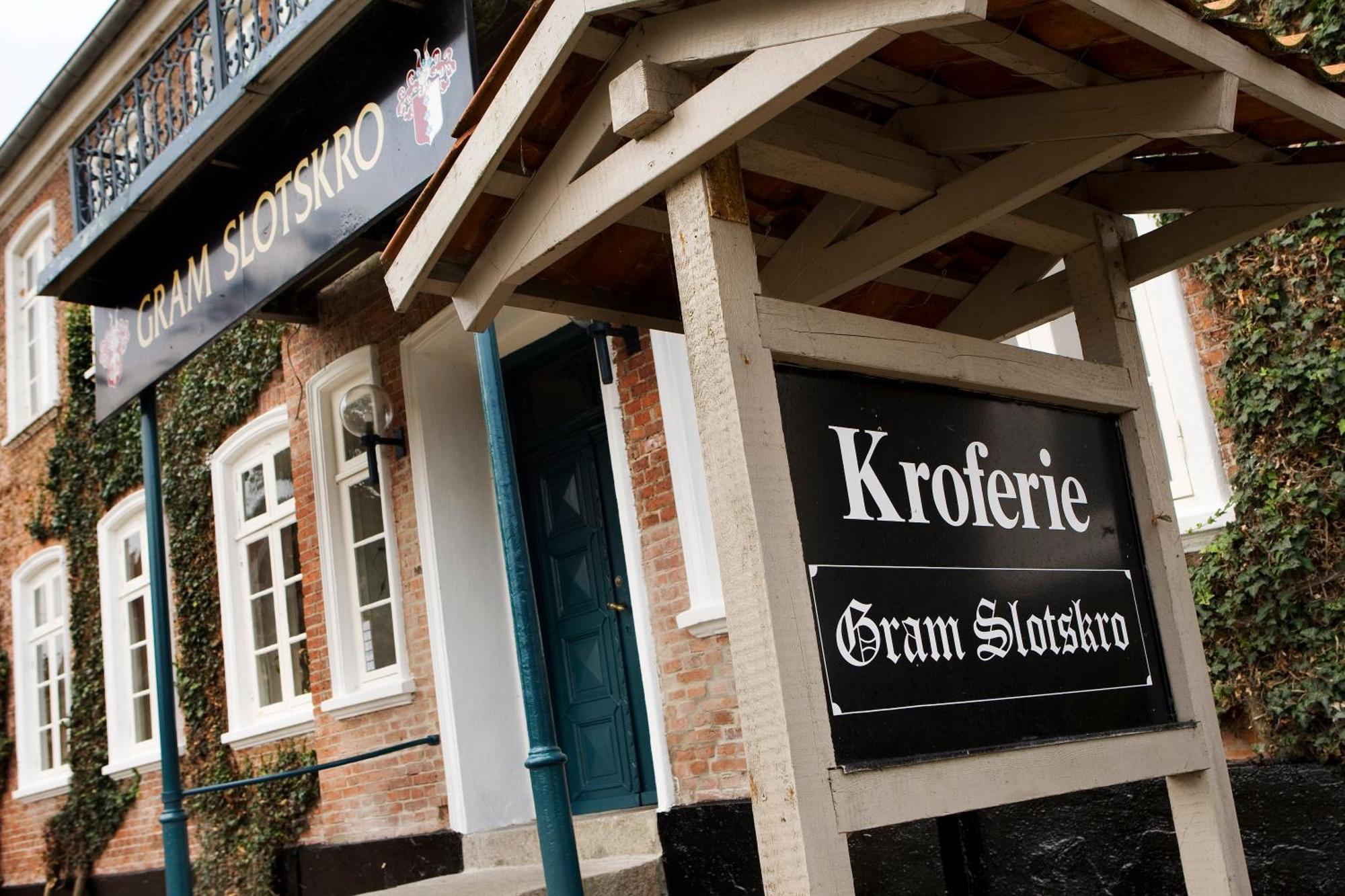 Den Gamle Kro Ved Gram Slot 외부 사진